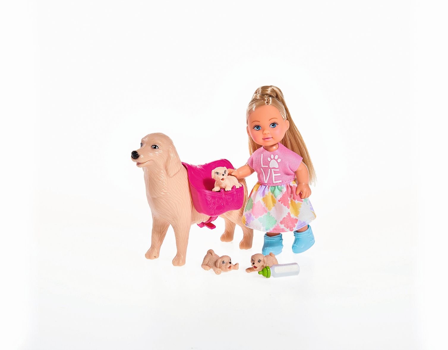Bábika Evička s psíkom a šteniatkami